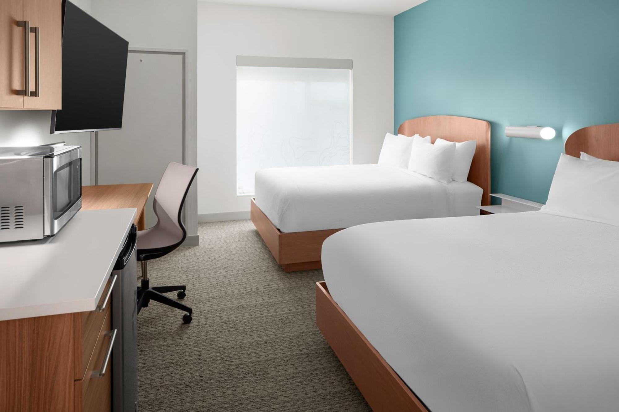 Отель Element Charlotte Uptown Экстерьер фото