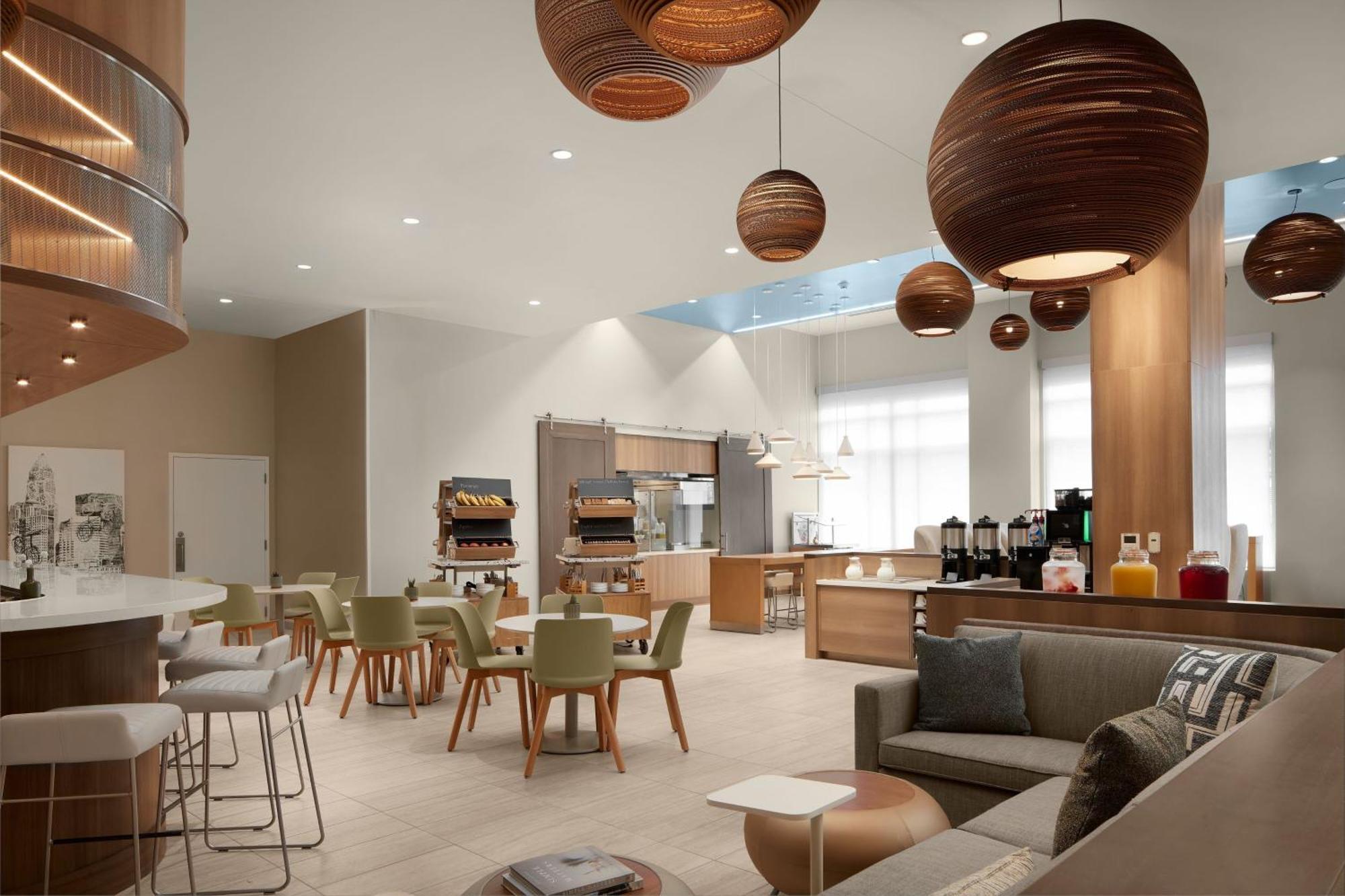 Отель Element Charlotte Uptown Экстерьер фото
