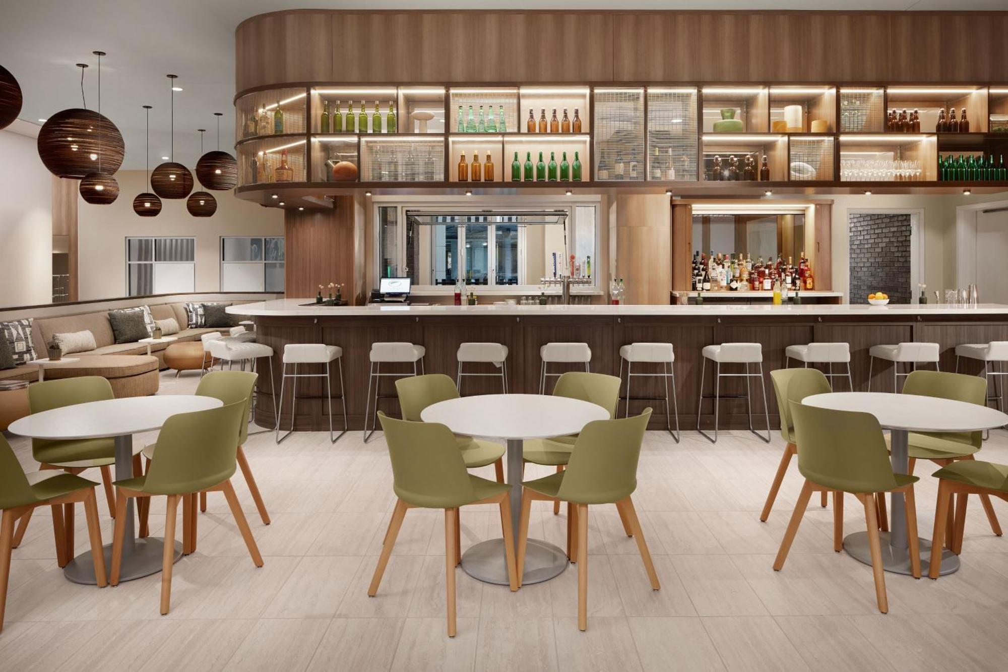 Отель Element Charlotte Uptown Экстерьер фото