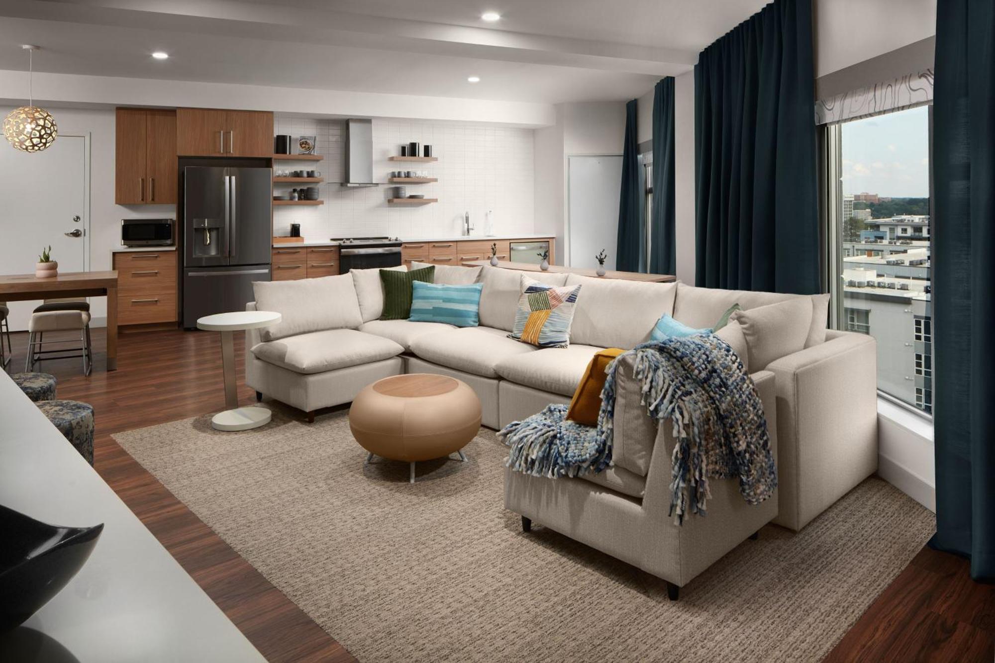 Отель Element Charlotte Uptown Экстерьер фото